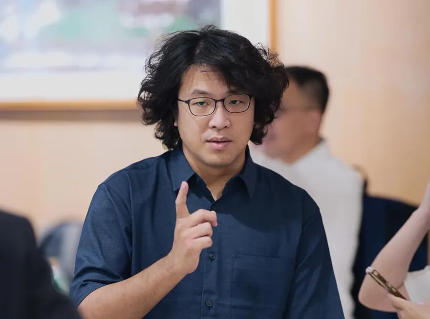 沈伯洋戰力最強？網看完「綠20年參選名單」笑噴：太穩了