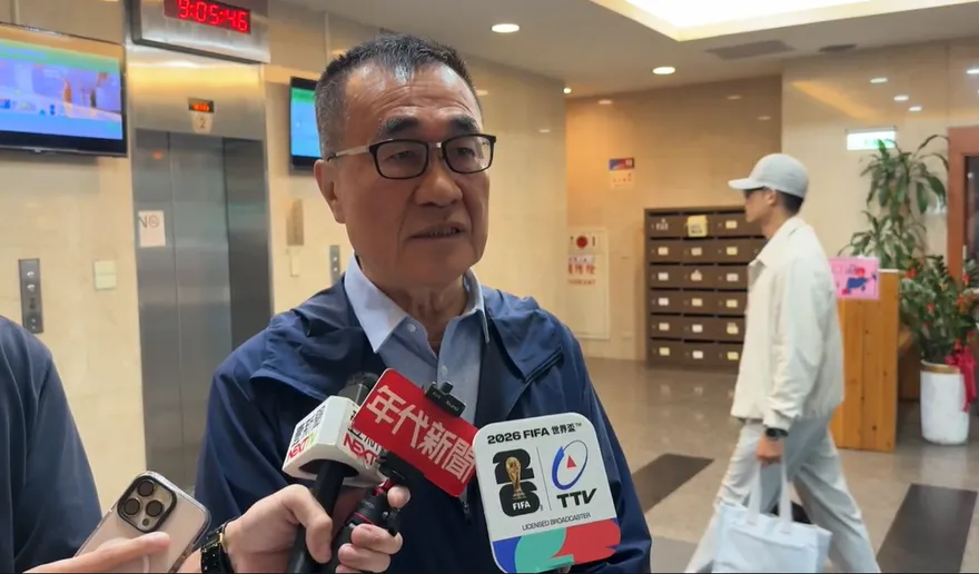 民調僅贏0.8%「參考就好」　李四川曝淡江大橋還缺輕軌藍線