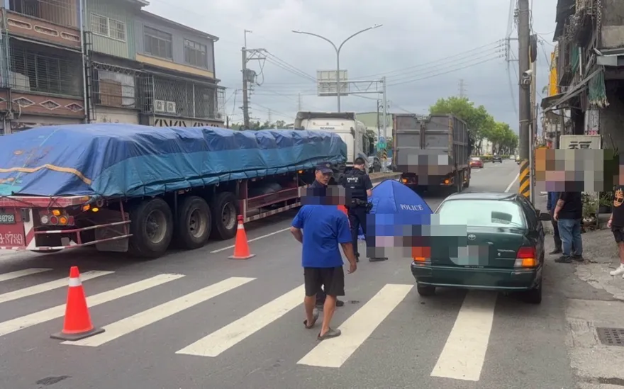 高雄大寮大貨車、機車車禍　女騎士遭當場輾斃