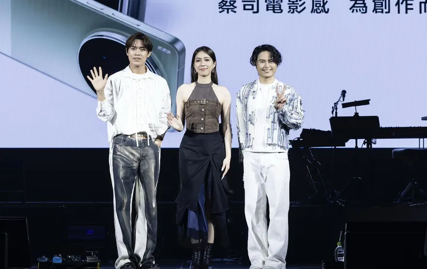 告五人豪撒百萬！放話金曲得獎「送15支手機」　雲安談温嵐進ICU：太突然