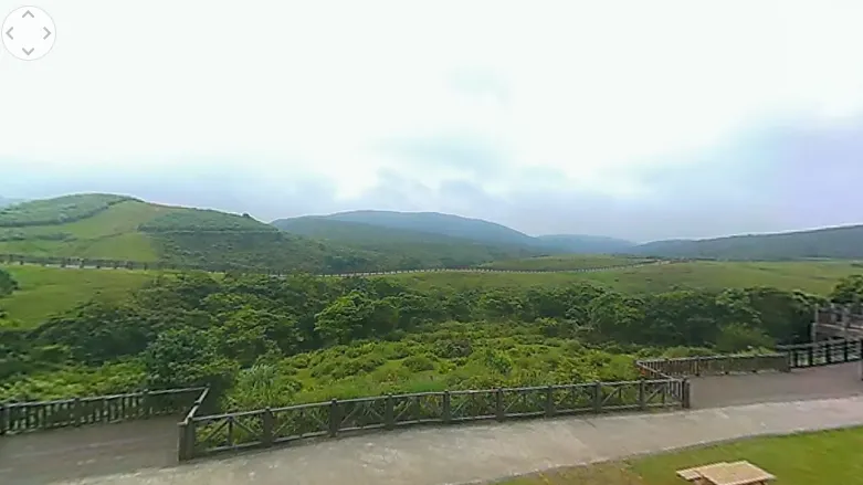 擎天崗「野戰桌」被移走！鏡頭改看藍天　網嘆：國旅已死