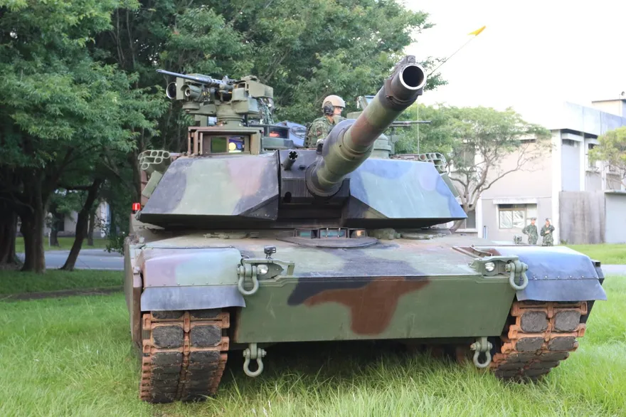 M1A2T戰備偵巡520登場　李翔宙轟：戰術掩蓋戰略的公關秀