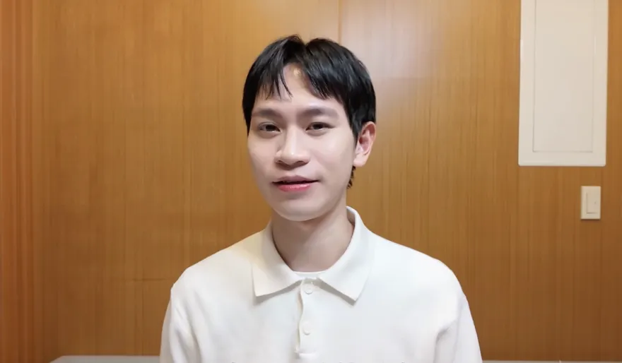 Andy被爆與美女經紀人海邊親密互動　否認緋聞：一群友人出遊