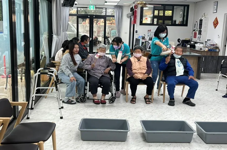 每月最高領萬元！高雄「長照3.0」放寬補助　近2萬家庭受惠