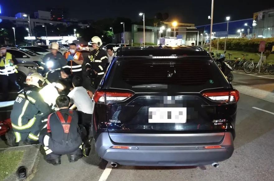 松山機場停車場嚴重事故　男子夾困車底命危搶救不治