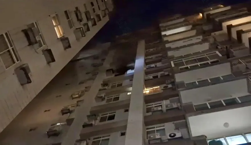 北市文山區住宅大樓火警　9樓竄黑煙警消急灌救