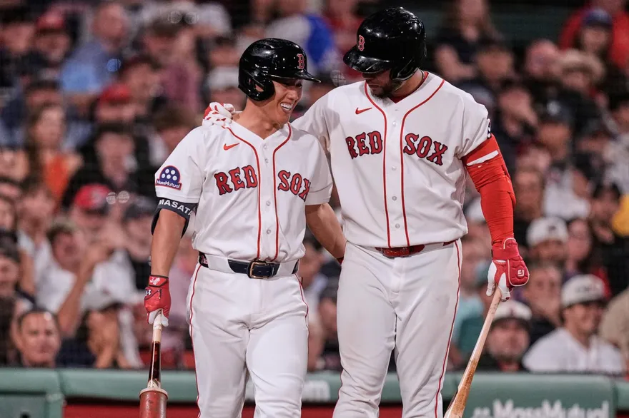 MLB/險些被界外球打中要害　吉田正尚：那種距離很難閃