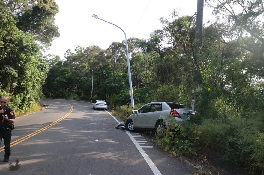 彰化田中長青步道死亡車禍！7旬夫婦自撞電桿1死1傷