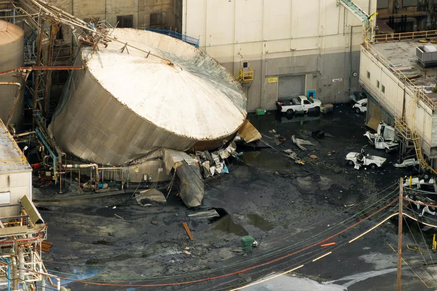 美國紙廠化學槽爆裂恐攀至11死　官方證毒液流入哥倫比亞河