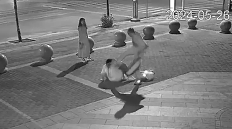 路人當街家暴女兒！熱心陸男上前制止致傷　遭判定「故意傷害」