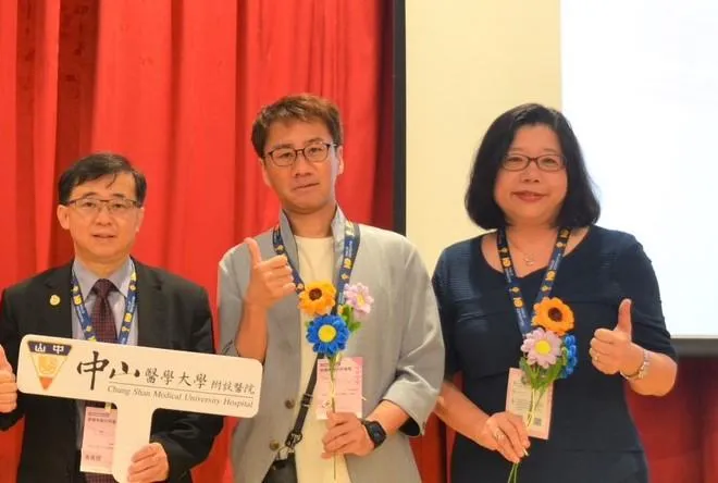 39歲罹失智症！他仍全球演講、出書　靠手機、筆記本當另一個大腦