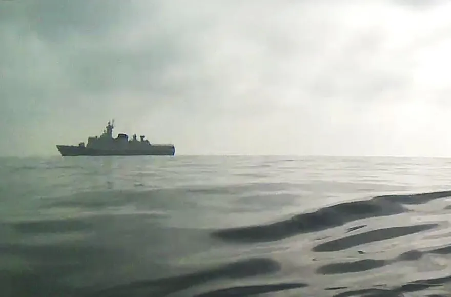 震撼曝光！美商無人艇首次自主穿越台灣海峽　直擊共軍艦艇