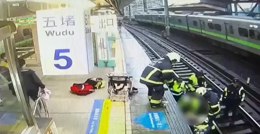 影/台鐵五堵站落軌意外！53歲男摔進鐵軌　警消驚險救援