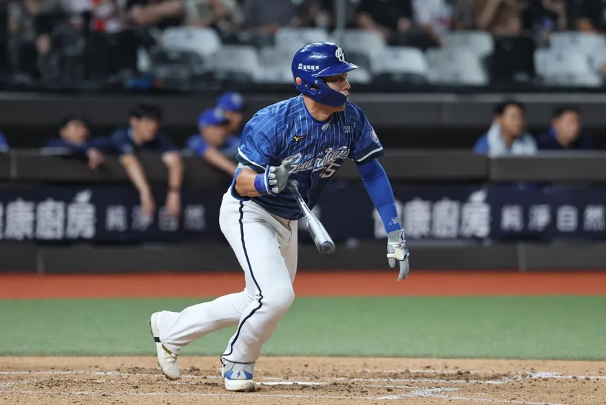 中職/明星賽票選不再黃海一片？　富邦悍將6人領跑