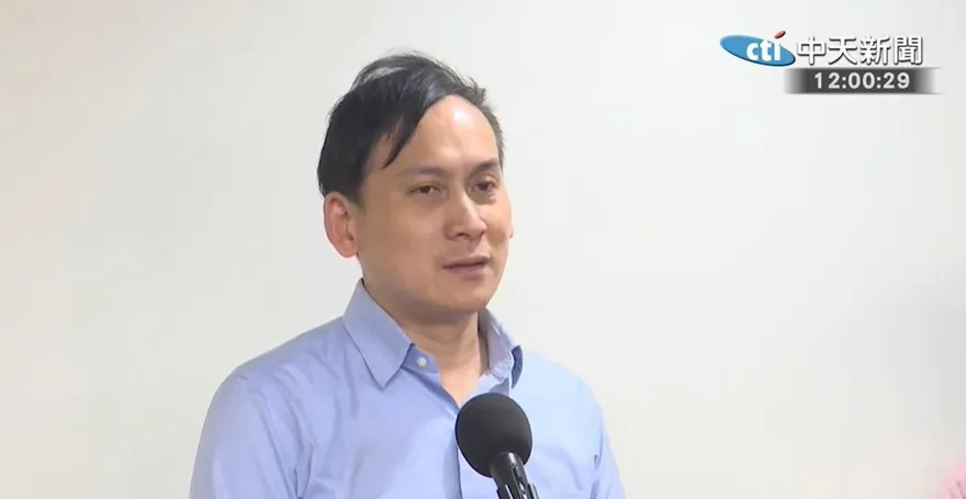 政院擬推「第五級保全」進校園　葉元之：吳思瑤怎沒罵卓榮泰養肥貓？