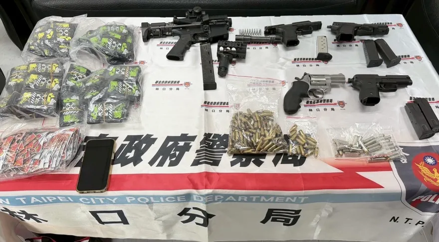 影/竹聯幫明仁會組販毒集團　警逮8嫌扣大量毒品、槍彈