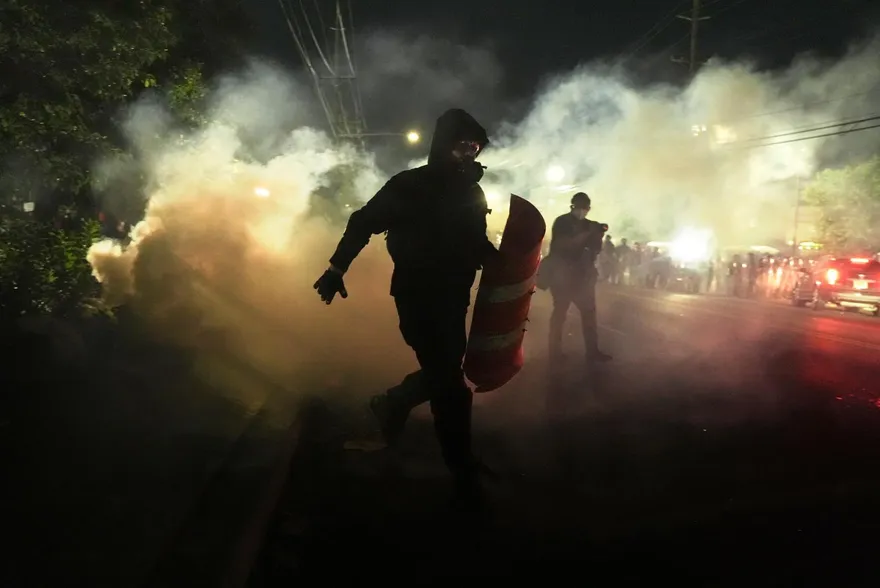 紐澤西州反ICE爆衝突　移民收容中心週邊宵禁