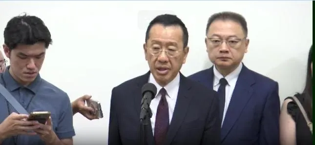 海鯤號有望9月交艦？顧立雄：國防部不設定交艦時間