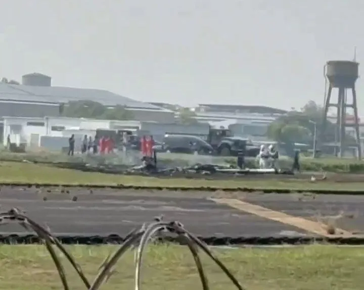 影/空軍T-34教練機失事2飛官殉職！張延廷：低高度來不及跳傘