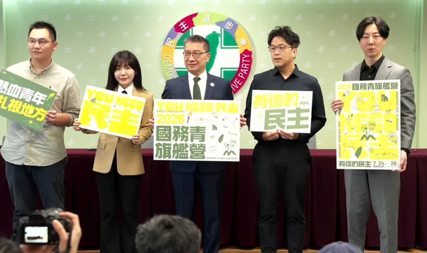 沈伯洋被問黑熊募款「很會賺」　吳崢嗆記者、徐國勇狂噴4分44秒護駕