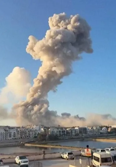 影/馬爾他煙火工廠大爆炸　巨大火球直衝天際、衝擊波震碎民宅窗戶
