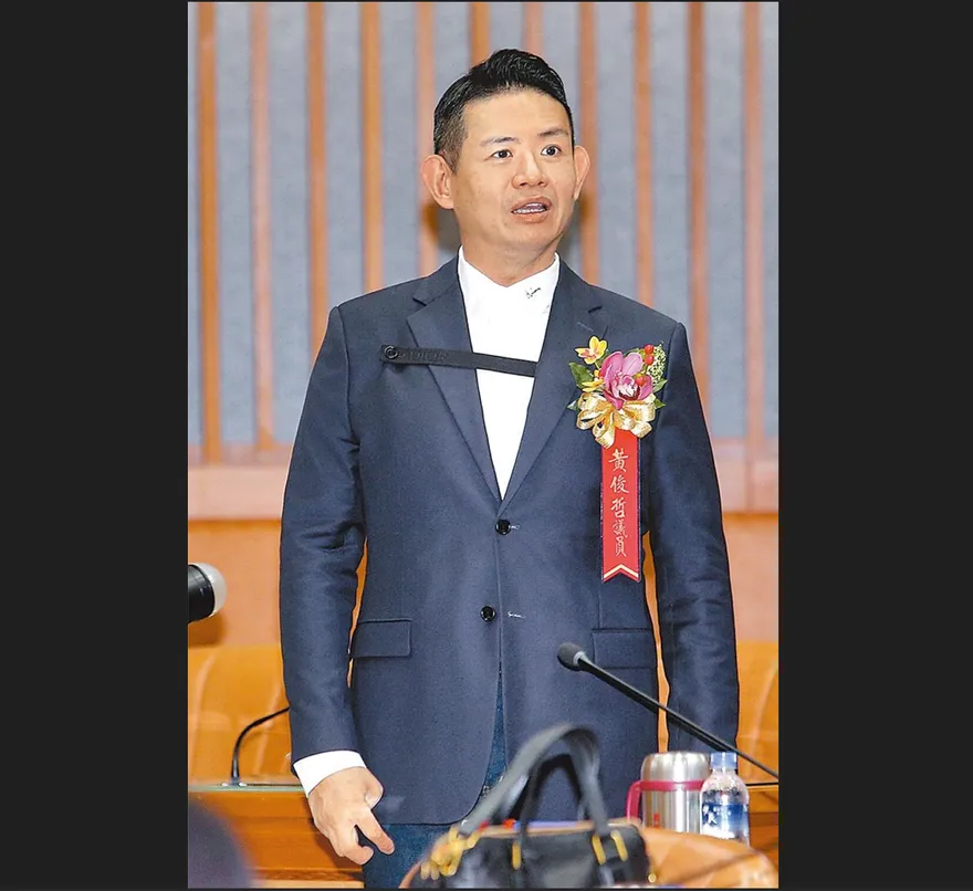 民進黨前新北市議員驚傳遭羈押！黃俊哲涉收賄400萬、侵占300萬