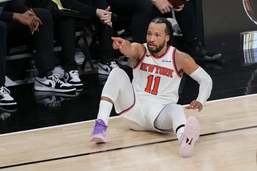 NBA/被布朗森怒吼「閉上該死的嘴」！尼克主帥沒生氣反讚：做的真好