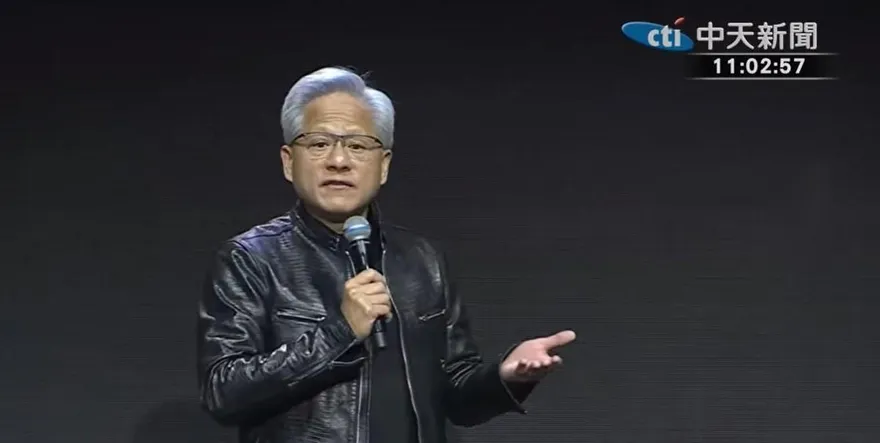 63歲黃仁勳還被爸媽碎念！心理師：亞洲父母「愛壓在嫌棄之下」