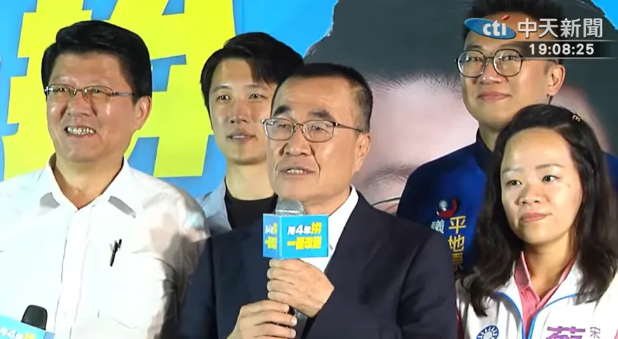 親綠名嘴控建商董座是昔日部屬　李四川競辦駁斥：不更正道歉就提告