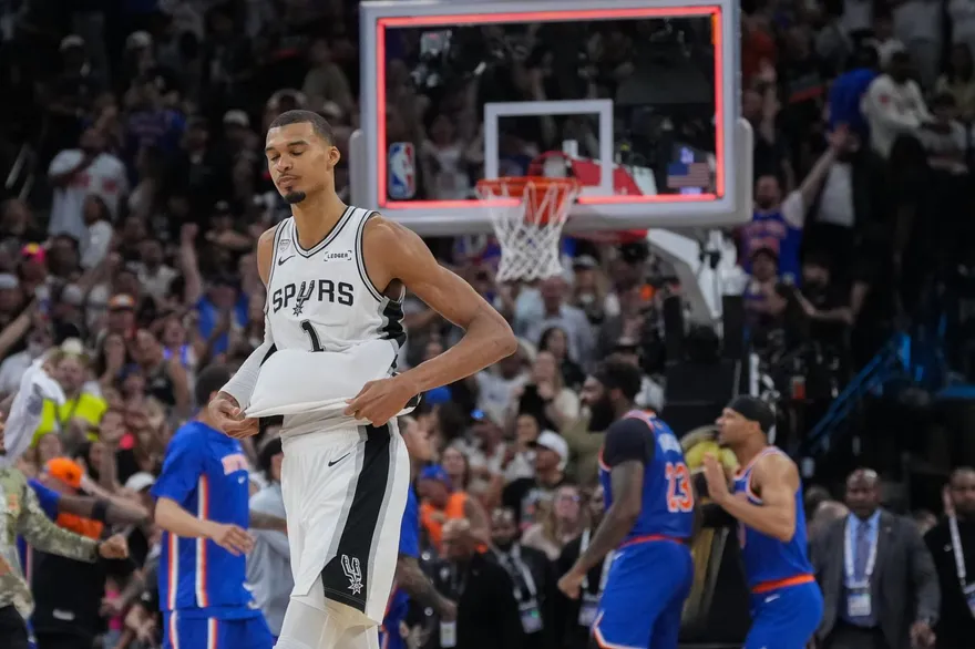 NBA/低級失誤葬送比賽！文班亞馬扛責：是我搞砸了…勝利本屬於我們