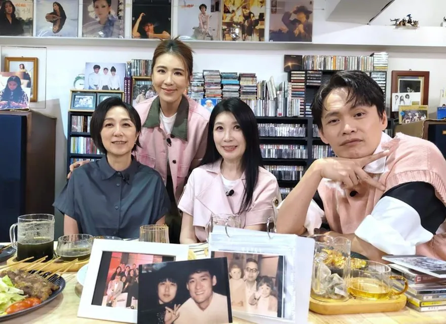 黃韻玲公開追星史！笑認曾當劉文正迷妹　蹲點「鳳飛飛家門口」被趕走
