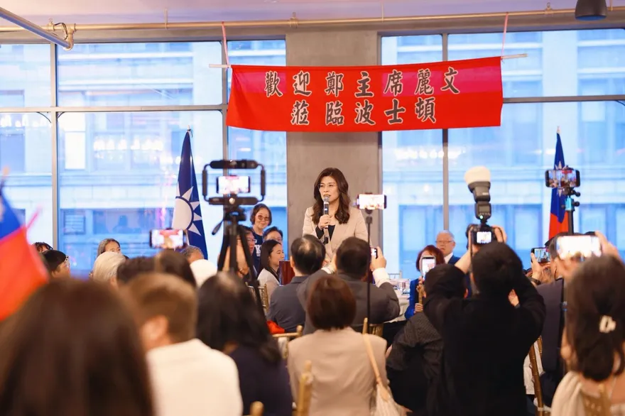 鄭麗文遭爆和統戰官員同桌？真相大白了