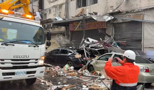 新竹氣爆已2死　王浩宇竟連發2酸文：高虹安是不是又要挖棒球場？