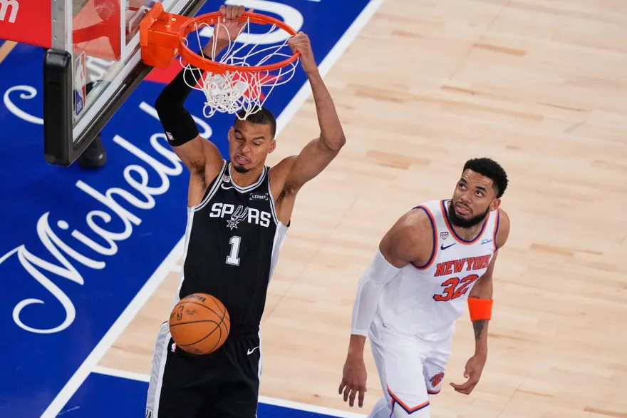 NBA/馬刺扳回一城！文班亞馬轟32分　斬斷尼克季後13連勝