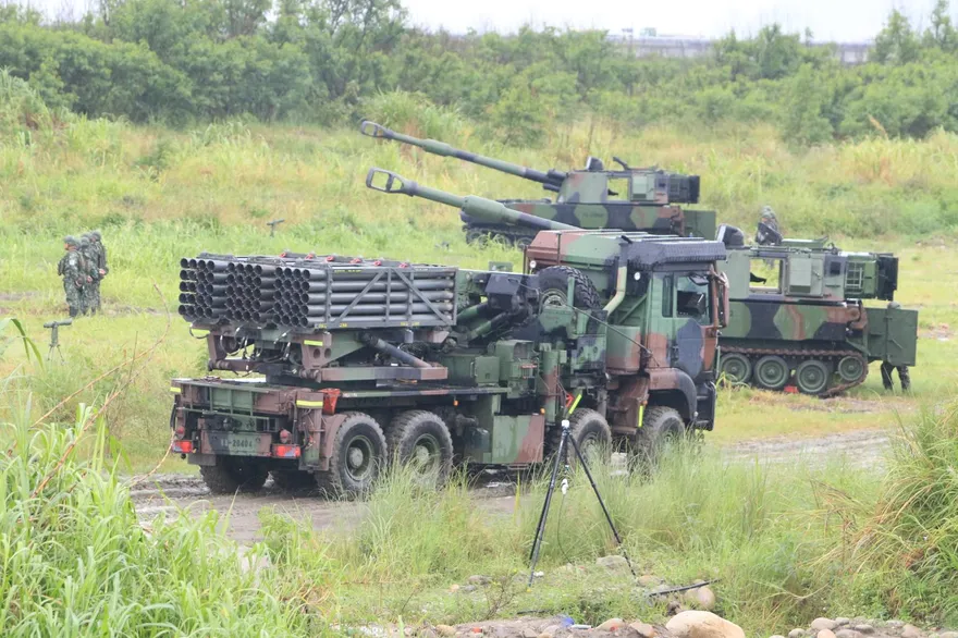 國軍重砲實彈操演　解放軍、海警台海活動狀況曝！