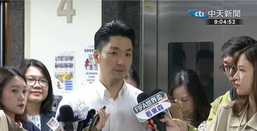 何孟樺、殷瑋議場激戰！蔣萬安霸氣力挺：政務官就該為政策辯護