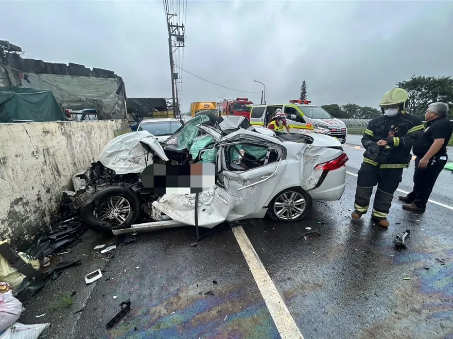 影/Apple Watch報案！桃園重大車禍釀4死、名單曝