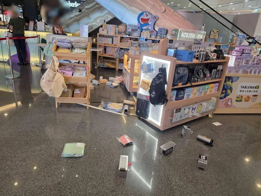 苗栗科技工程師崩潰狂砸3店貨架！　遭警逮捕瞎扯「肛門痛」