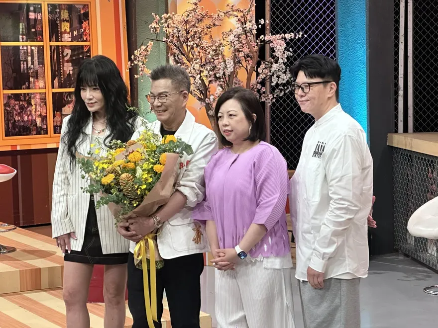 林襄十指緊扣馬傑森熱戀中！沈玉琳當場催婚　霸氣承諾包20萬