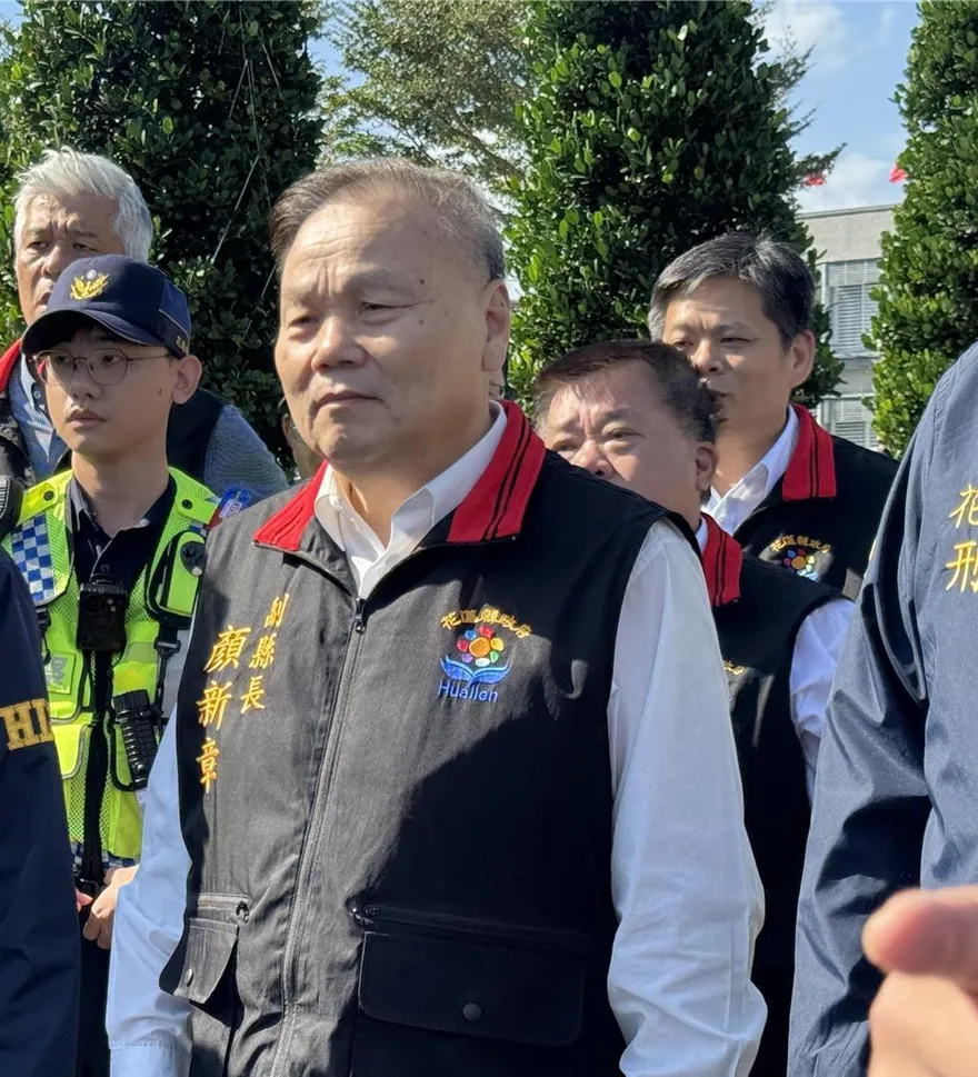 花蓮營養午餐傳弊案！副縣長顏新章、代理秘書長饒忠遭檢調約談