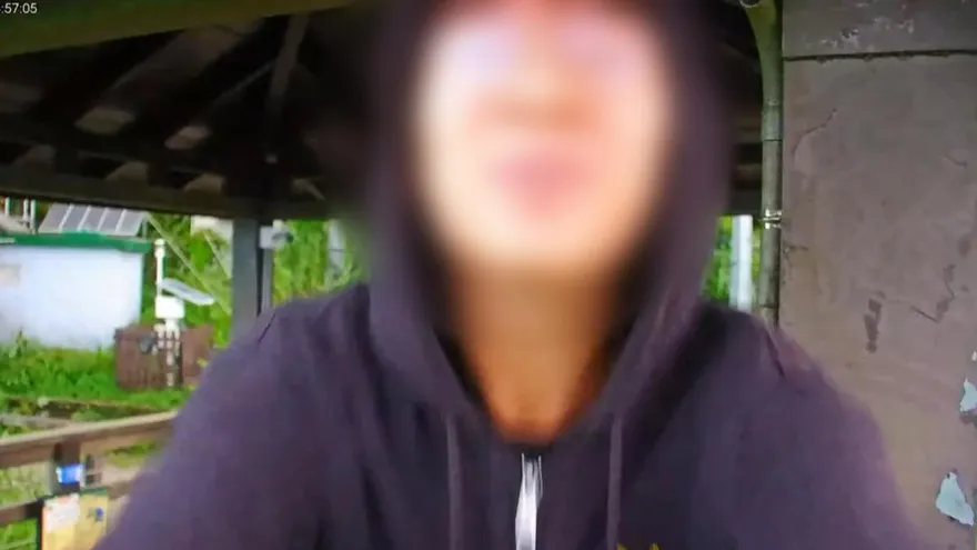 影/男大生強轉「阿里山鏡頭君」扮鬼臉　阿管處蒐證