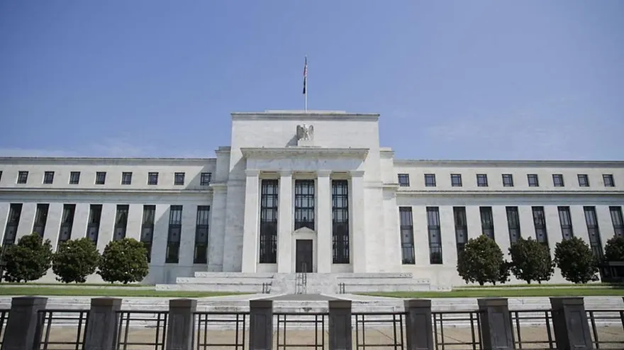超級央行周登場！Fed新主席首秀　縮表底牌將揭曉