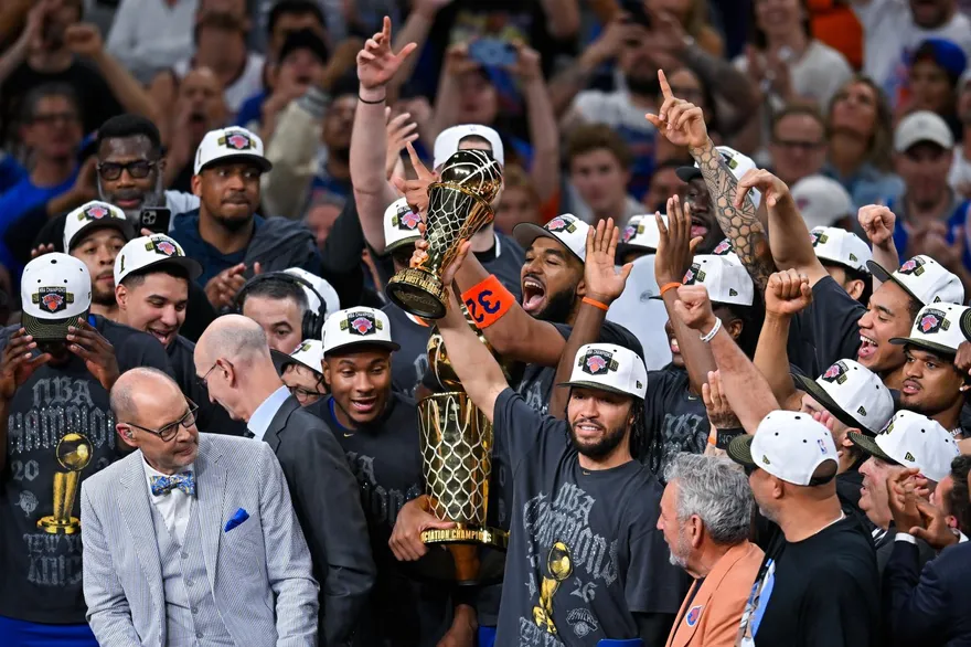 NBA/尼克奪冠掀搶購潮！冠軍商品創史上最高銷售紀錄