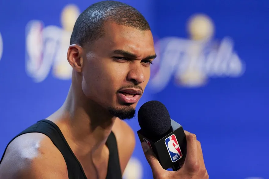 NBA/狠批文班亞馬拒握手！嘴綠：沒老將教他要有風度