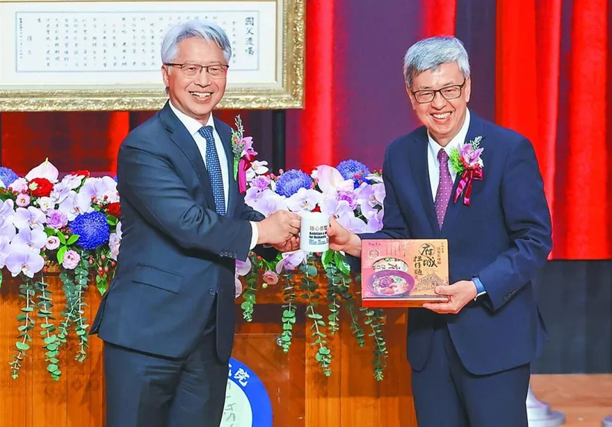 批陳建仁、廖俊智沒有學術風骨　台大教授陳培哲籲「廢中研院」