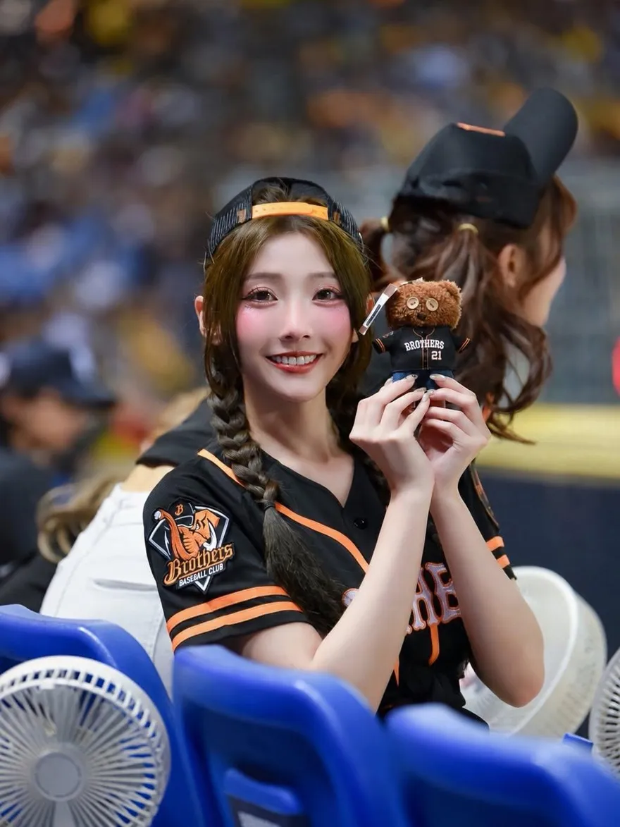 中職/中信兄弟啦啦隊女神汶汶遭持刀砍頸！重傷送醫手術
