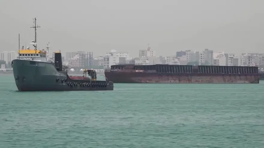 以色列仍打黎巴嫩、美國違反承諾　伊朗閃電關閉荷莫茲海峽