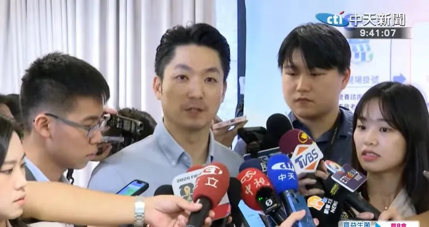 蔣萬安拋震撼彈！明年下半年這15條路推「無人公車」
