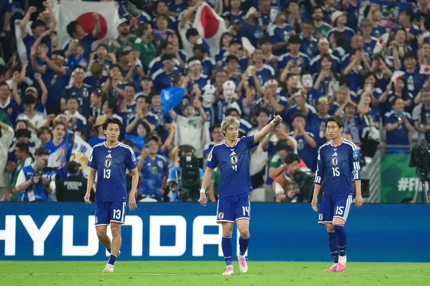 世足/日球迷舉旭日旗惹議！韓媒痛批　教授怒向國際FIFA申訴