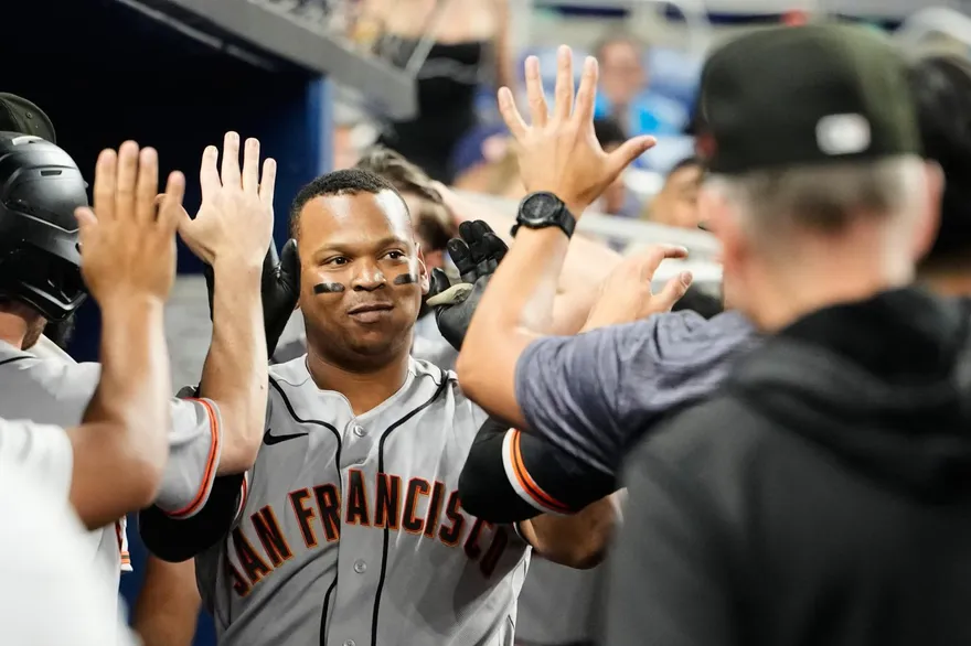 MLB/不想被代跑換下場　狄維斯搖手指讓隊友好尷尬